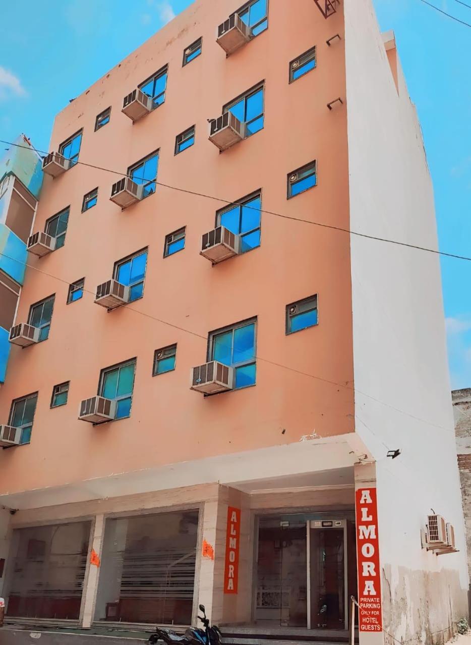 The Almora Residency - Complimentary Airport Trasnfer Hotel New Delhi Exterior foto