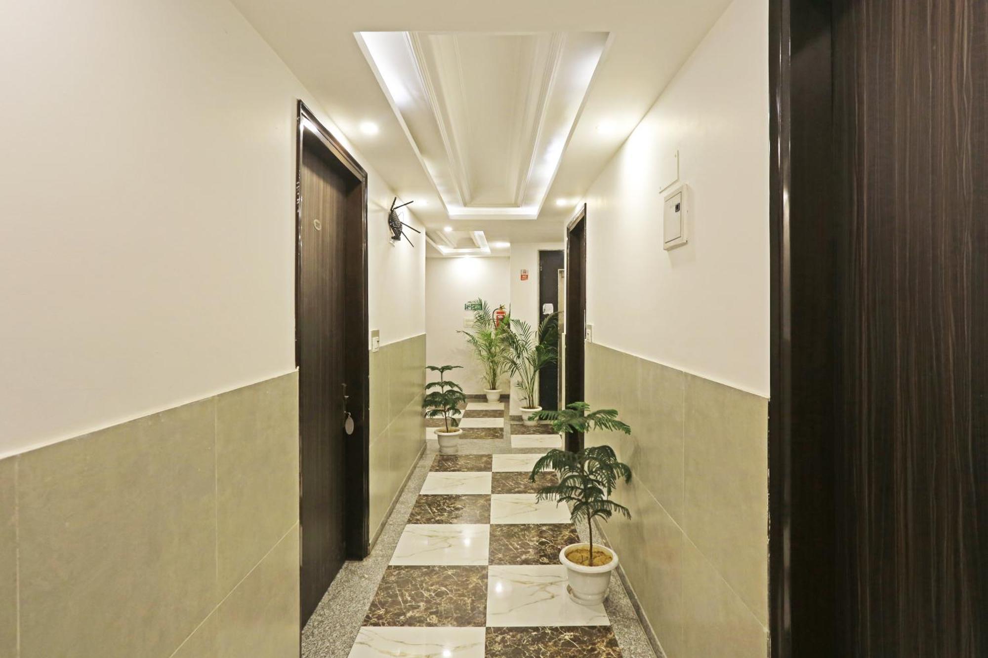 The Almora Residency - Complimentary Airport Trasnfer Hotel New Delhi Exterior foto