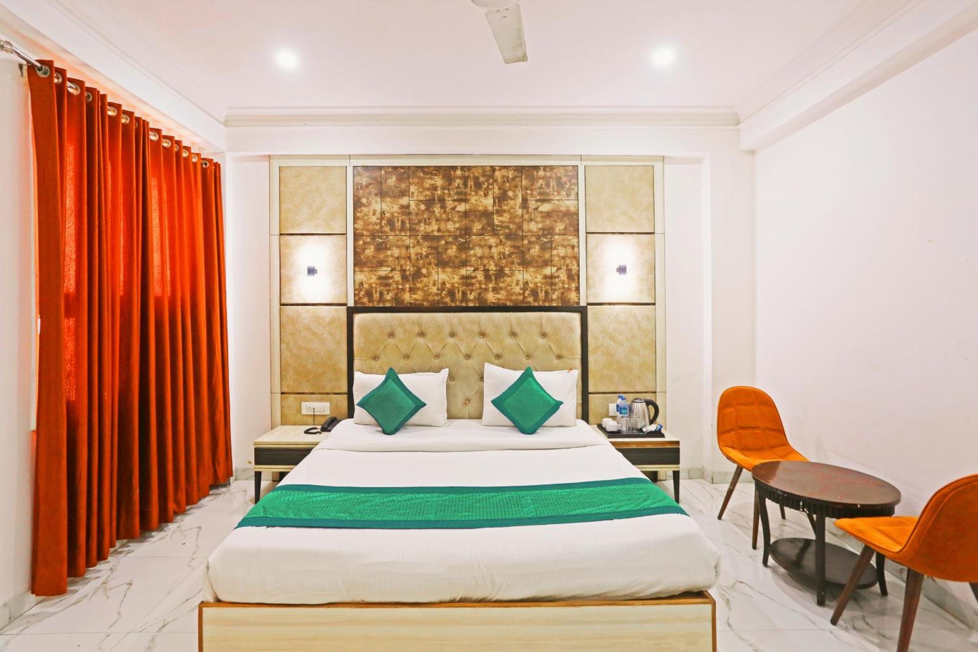 The Almora Residency - Complimentary Airport Trasnfer Hotel New Delhi Exterior foto