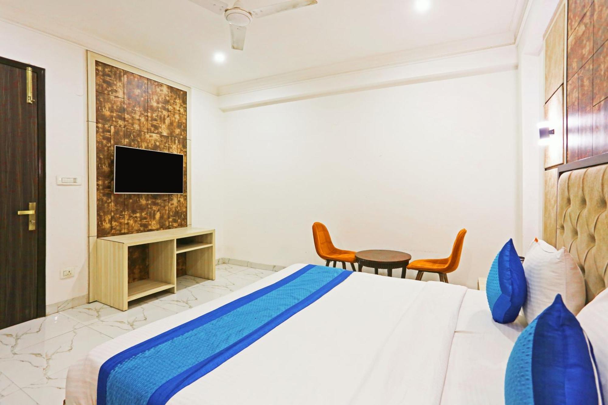 The Almora Residency - Complimentary Airport Trasnfer Hotel New Delhi Exterior foto