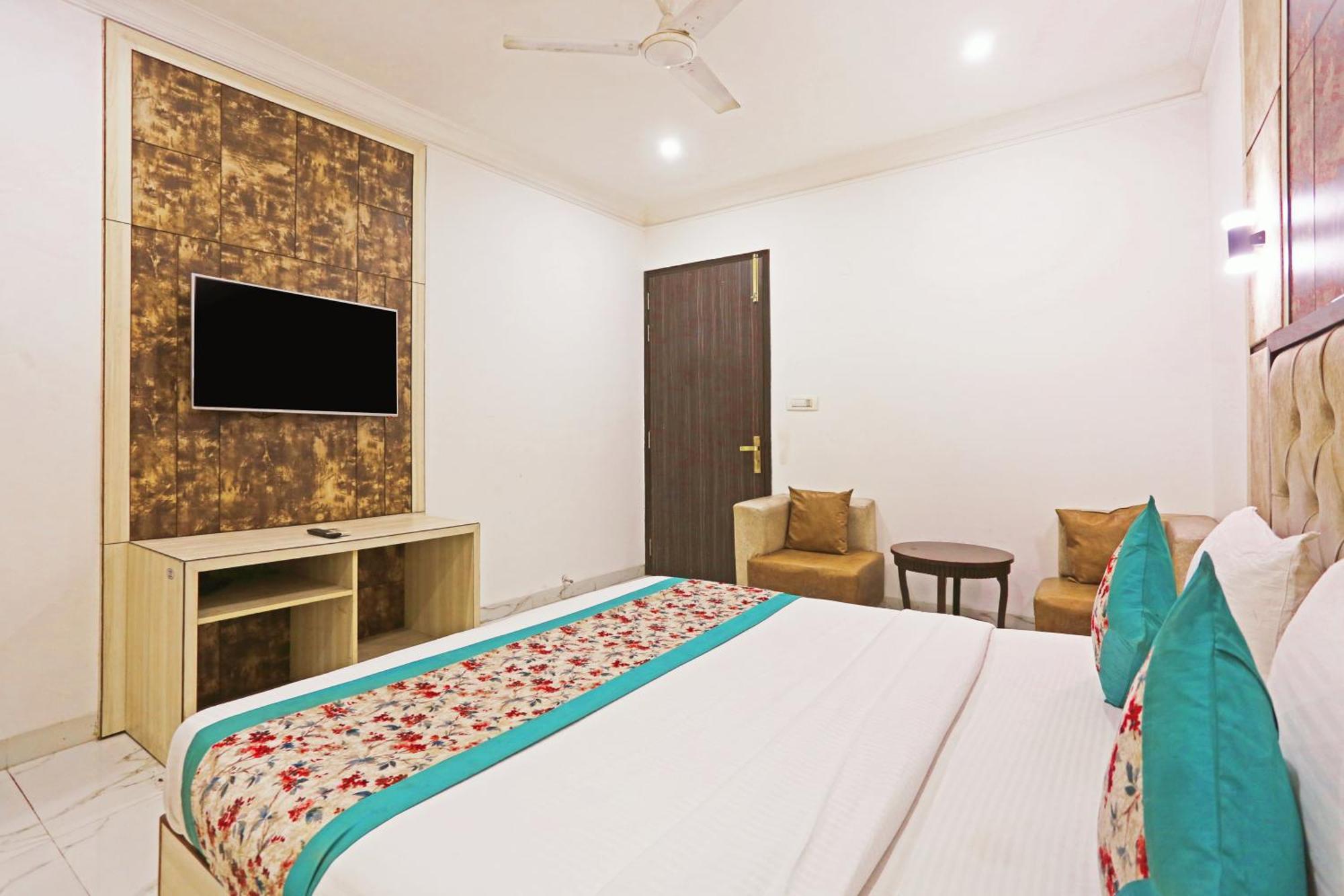 The Almora Residency - Complimentary Airport Trasnfer Hotel New Delhi Exterior foto