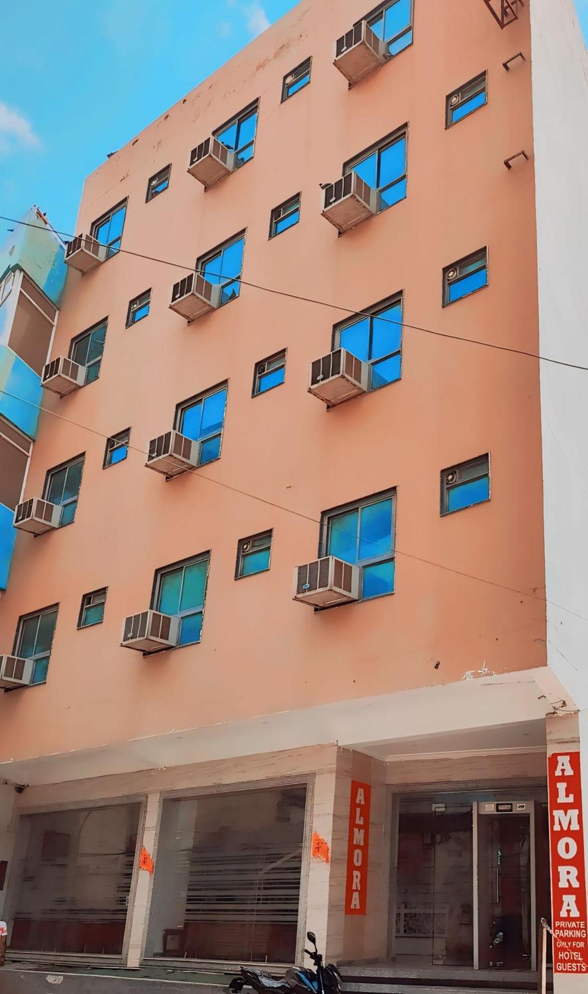 The Almora Residency - Complimentary Airport Trasnfer Hotel New Delhi Exterior foto