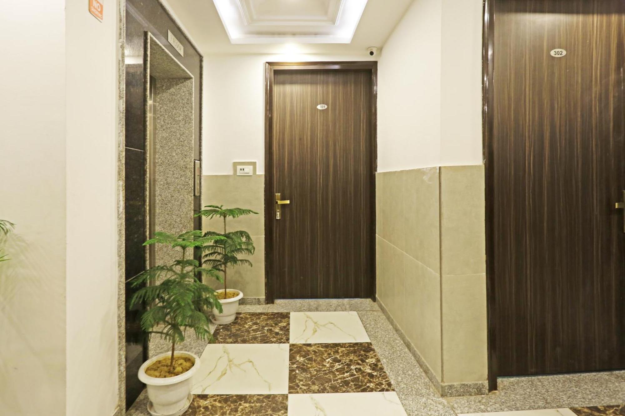 The Almora Residency - Complimentary Airport Trasnfer Hotel New Delhi Exterior foto