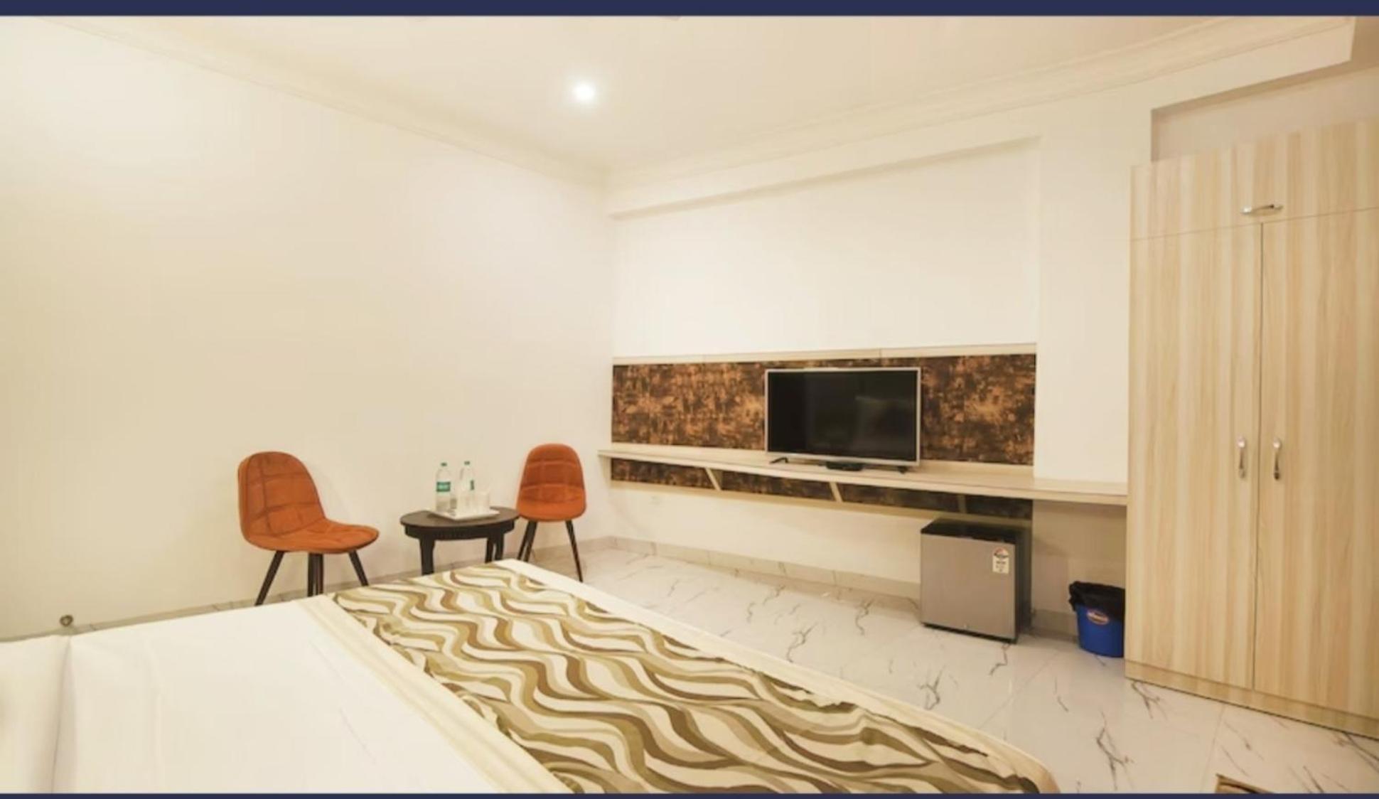 The Almora Residency - Complimentary Airport Trasnfer Hotel New Delhi Cameră foto
