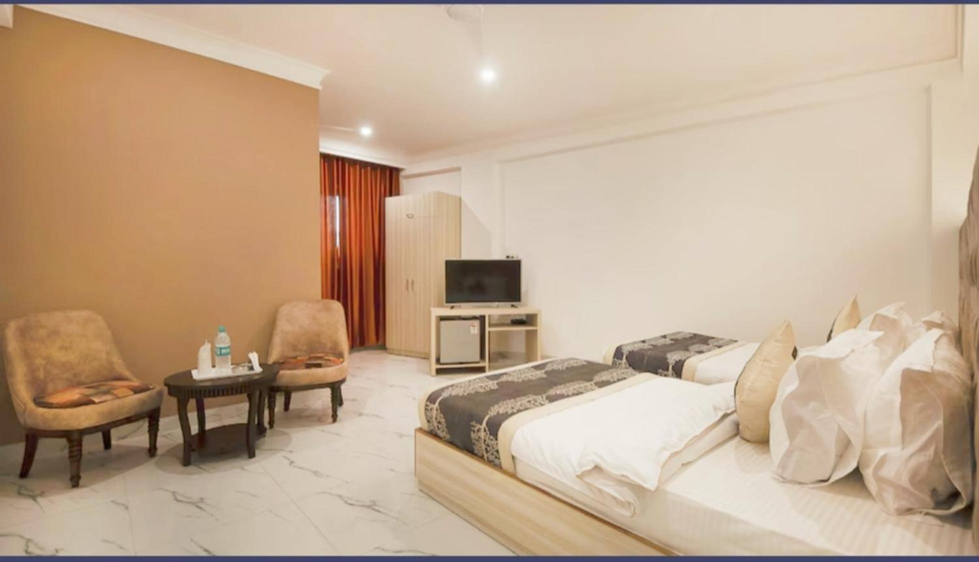 The Almora Residency - Complimentary Airport Trasnfer Hotel New Delhi Cameră foto