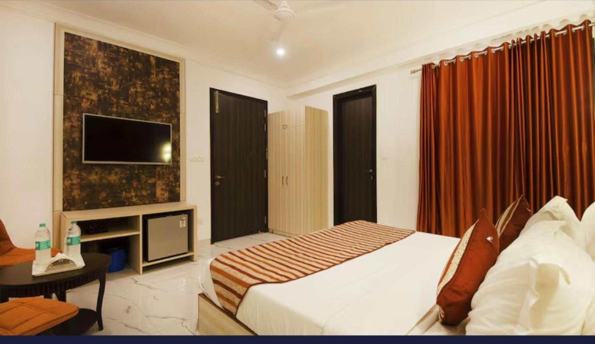 The Almora Residency - Complimentary Airport Trasnfer Hotel New Delhi Cameră foto